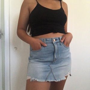 American Eagle Light Wash Denim Mini Skirt 🦅